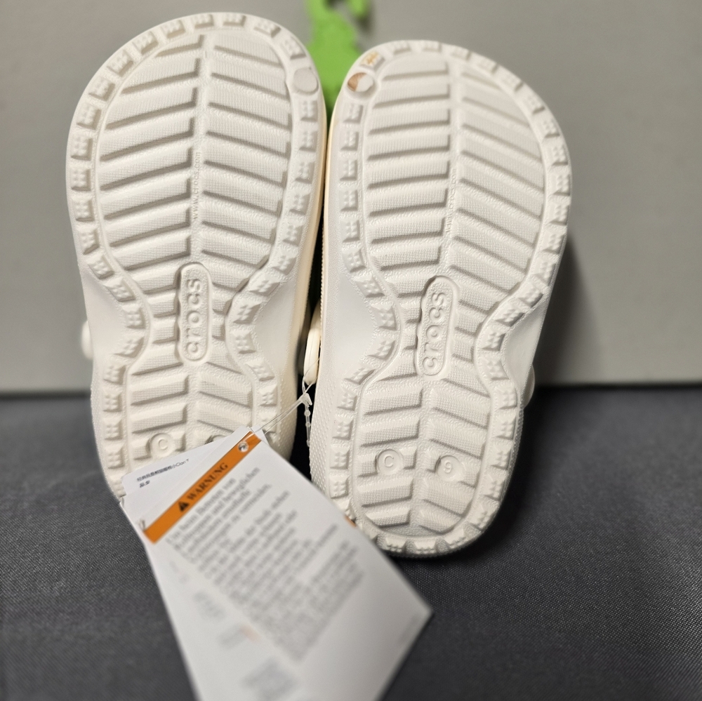 Kids panda crocs fur lined - Picture 3 of 5